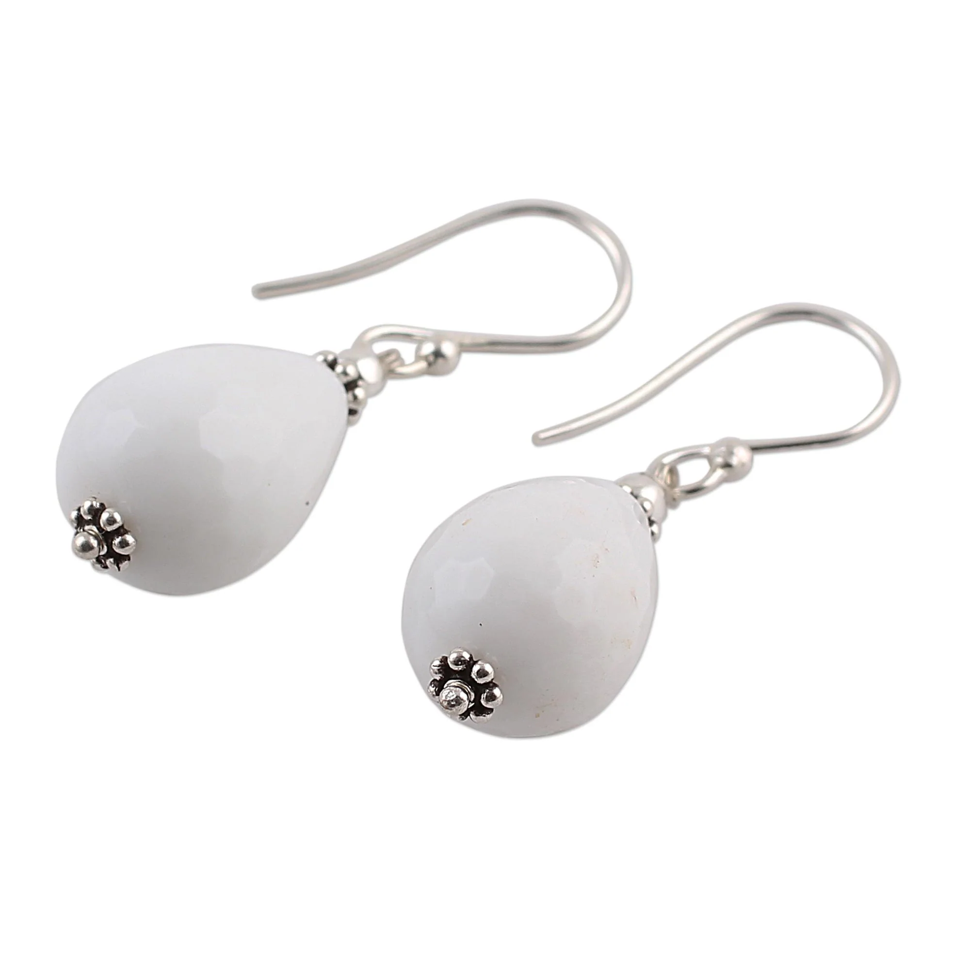 Pure Wonder White Agate & Silver Earrings - Image 4