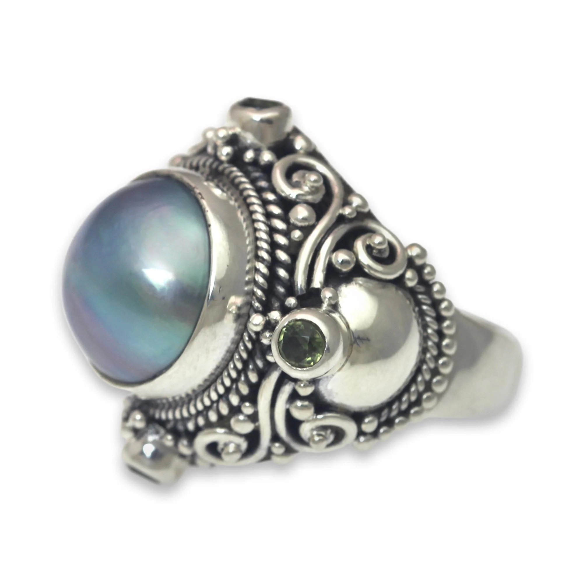 Regal Blue Glory Artisan Crafted Blue Mabe Pearl and Peridot Cocktail Ring - Image 2