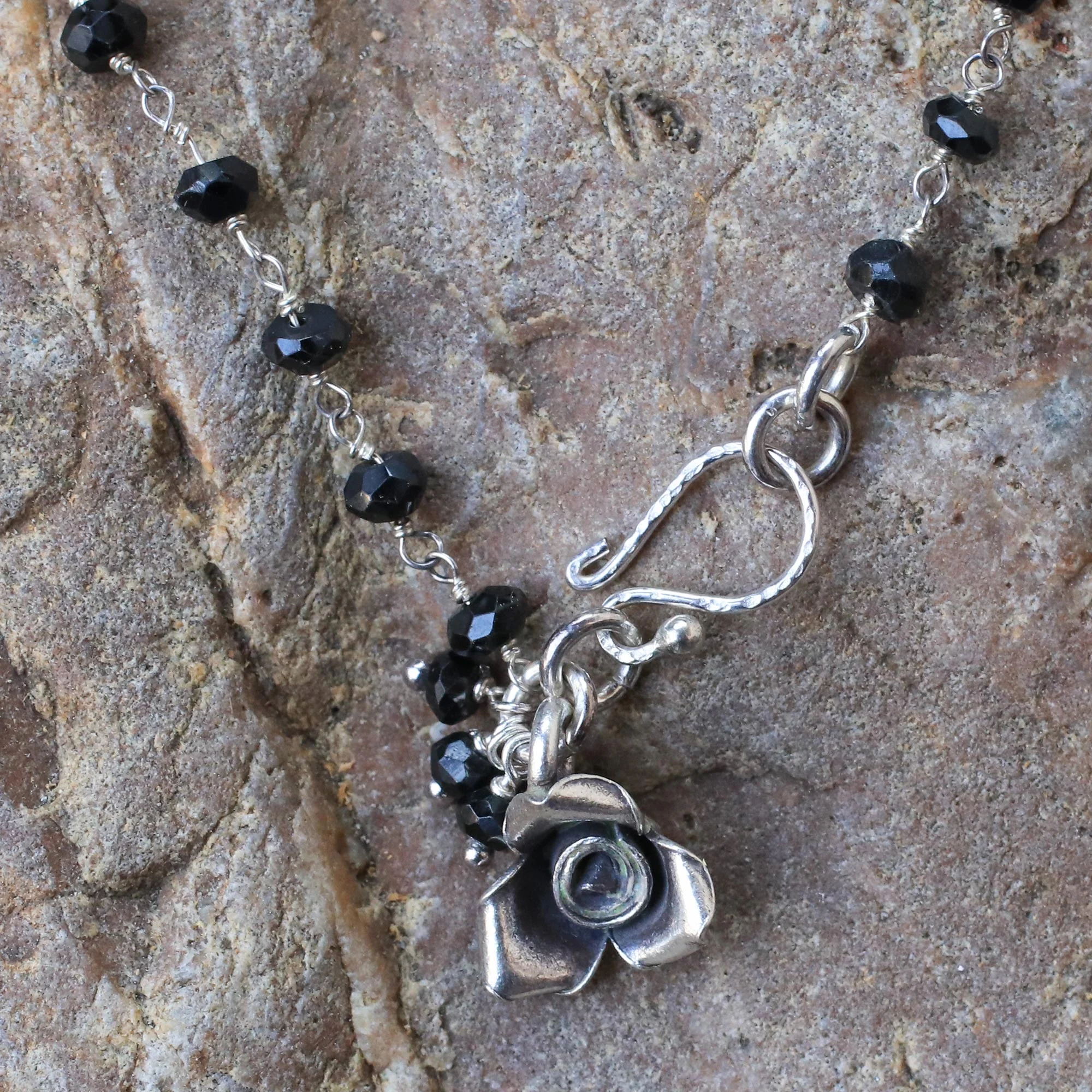 Rose Horizon Spinel & Silver Link Bracelet - Image 4