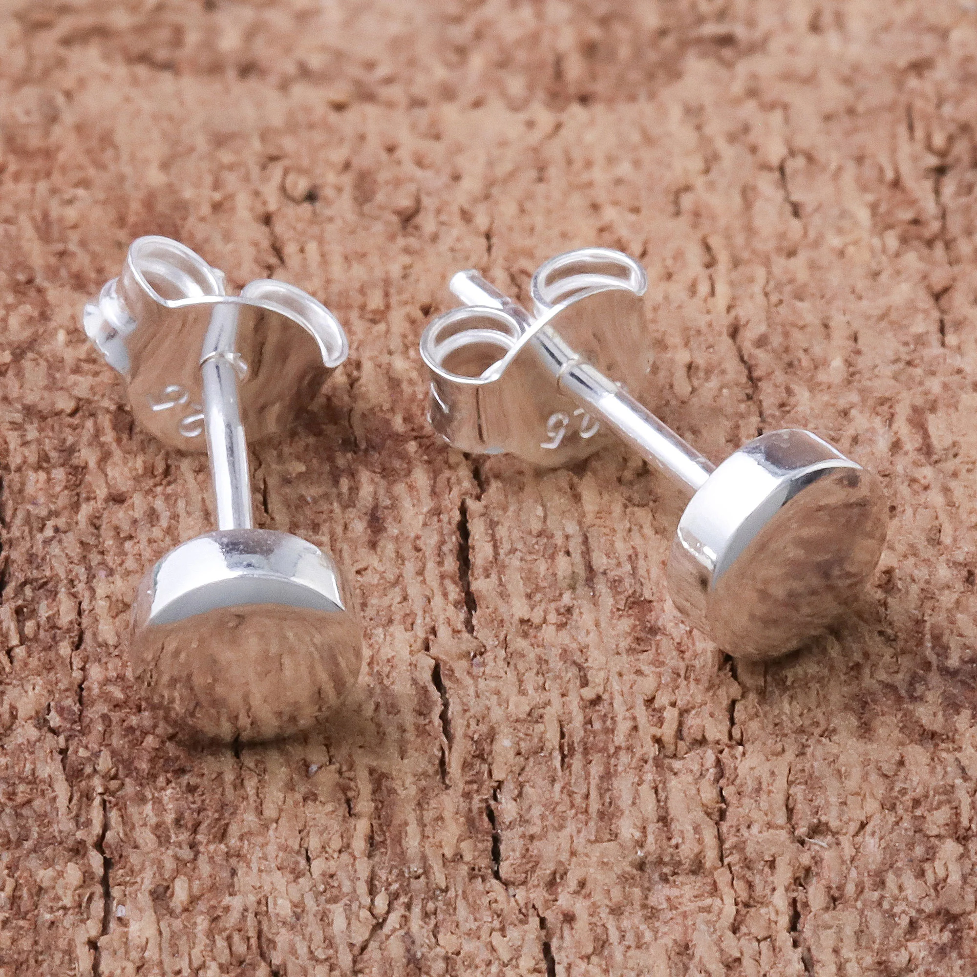 Round Simplicity Round Sterling Silver Stud Earrings from Thailand - Image 4