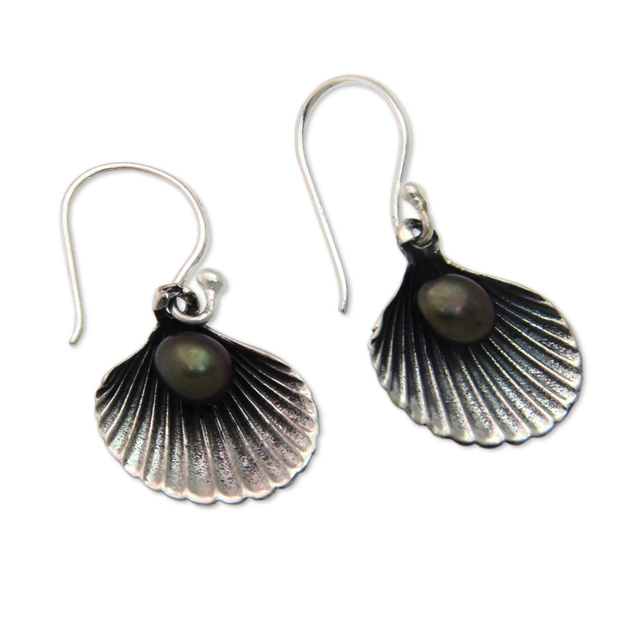 Sea Treasure in Black Pearl Earrings - Image 3