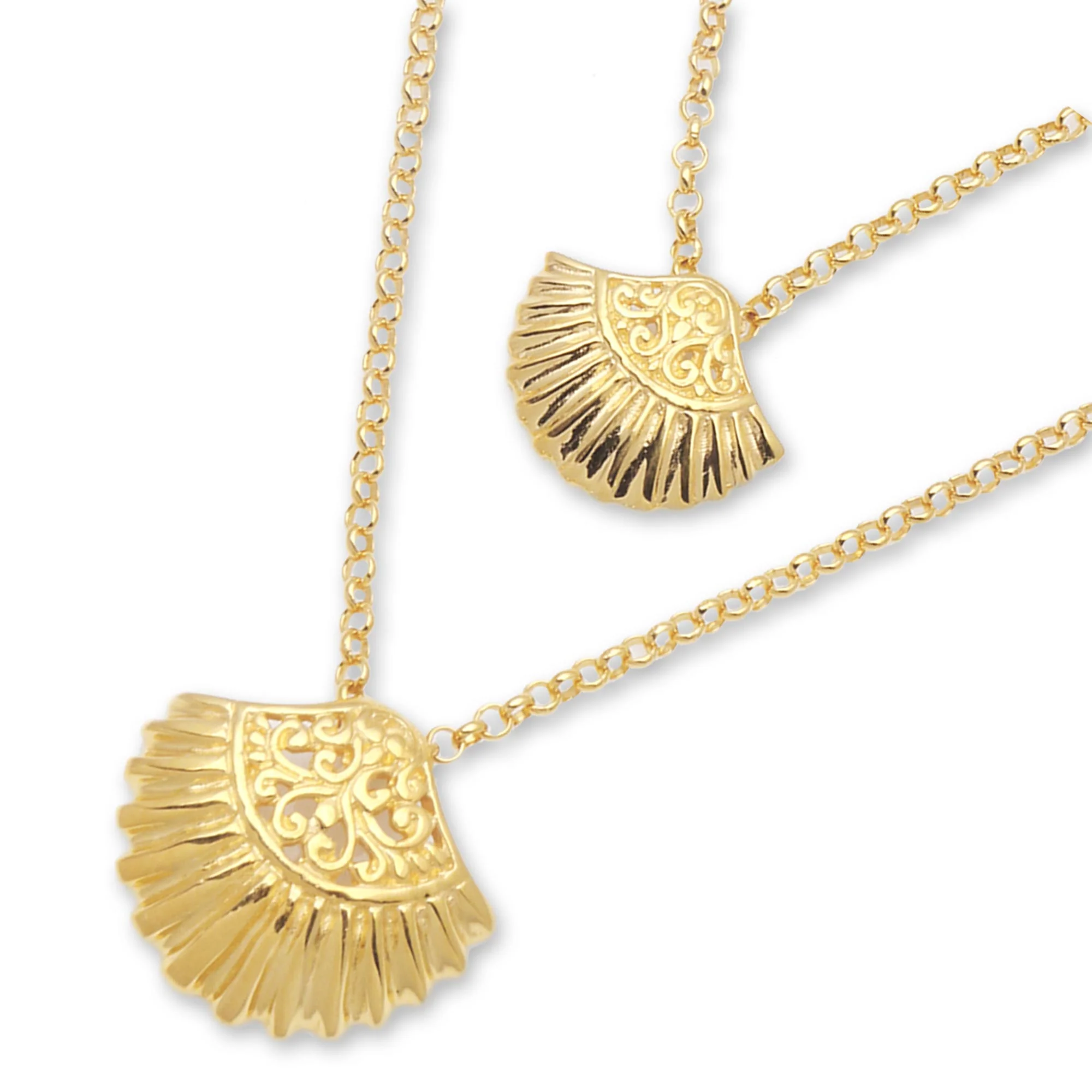 Seashells Gold Plated Sterling Silver Clam Shell Pendant Necklace - Image 4