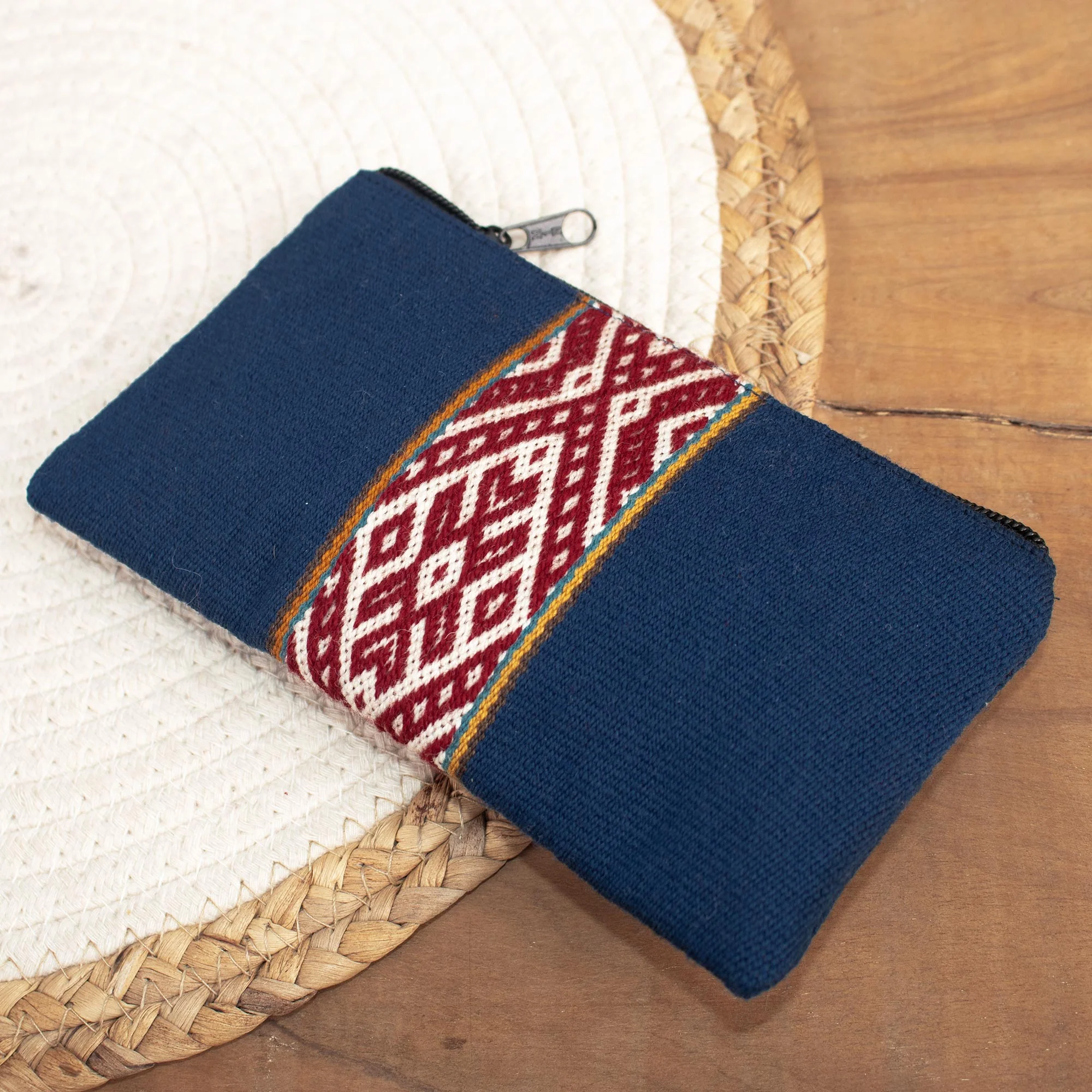 Sicuani Diamonds Handloomed Wool Cosmetic Bag - Image 3