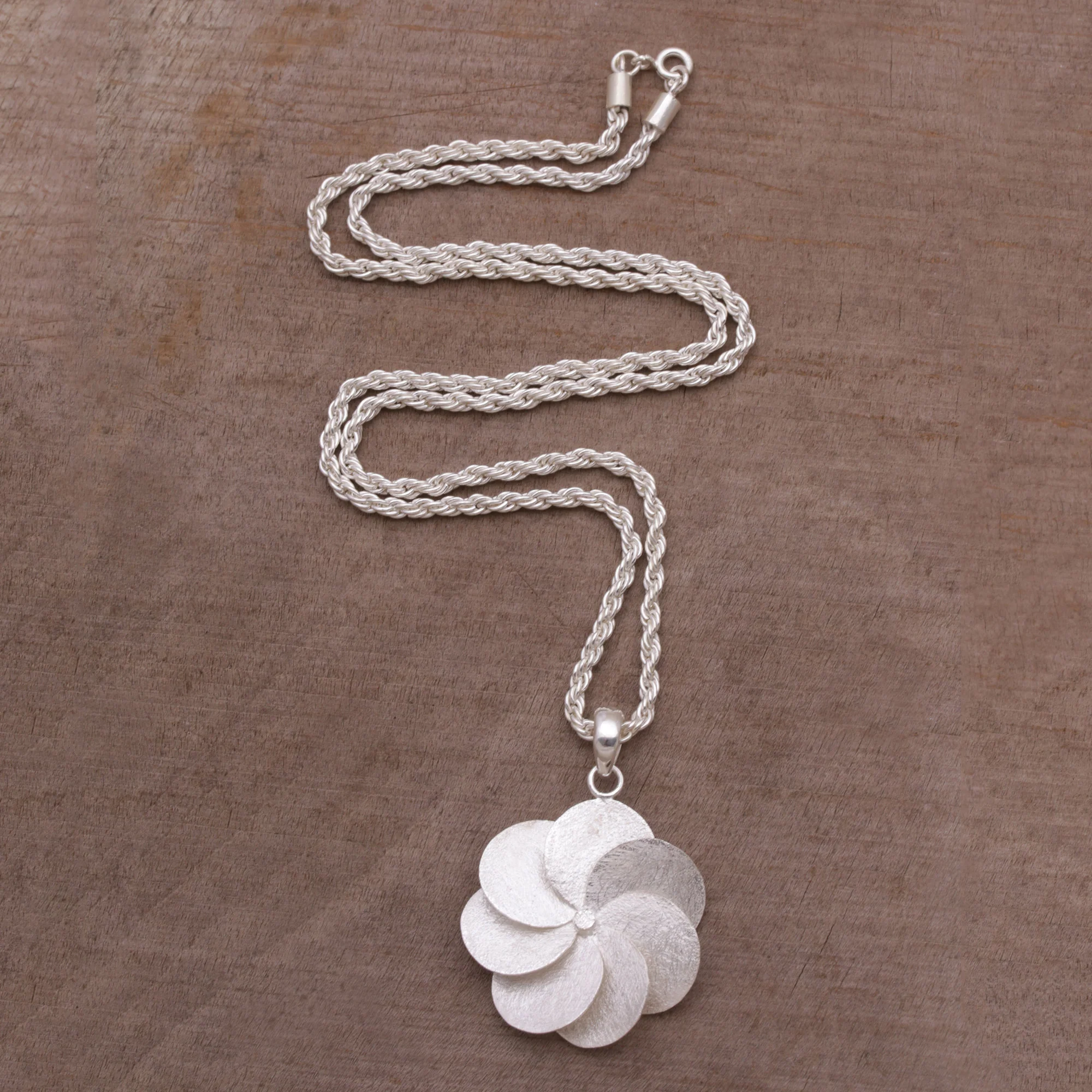 Silver Breeze Sterling Silver Rounded Windmill Pendant with Rope Chain - Image 3