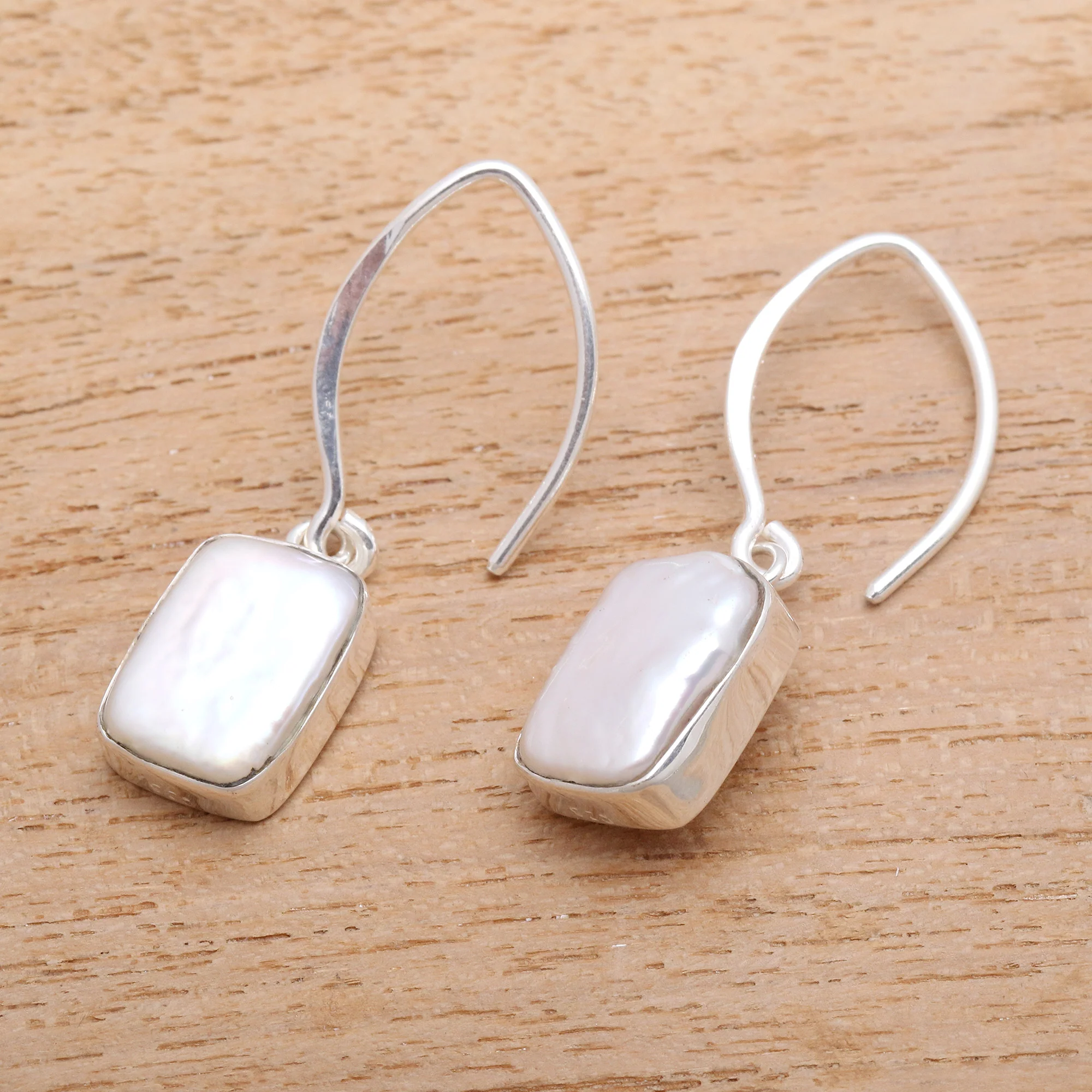 Snowy Rectangles Rectangular Cultured Pearl Dangle Earrings from Bali - Image 3