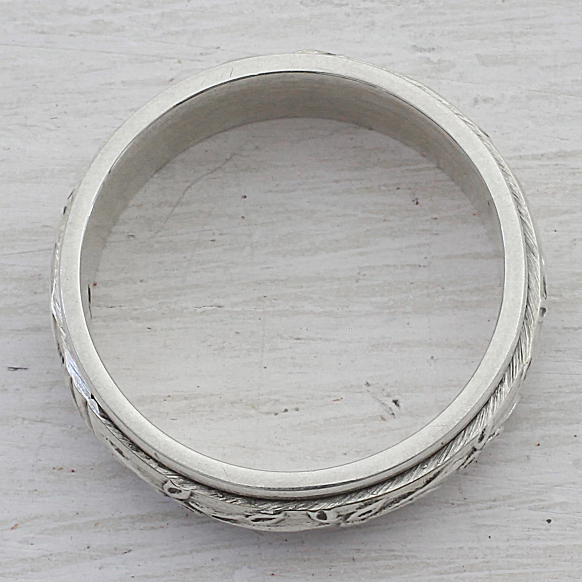 Spinning Leaves Sterling Silver Spinner Ring - Image 3