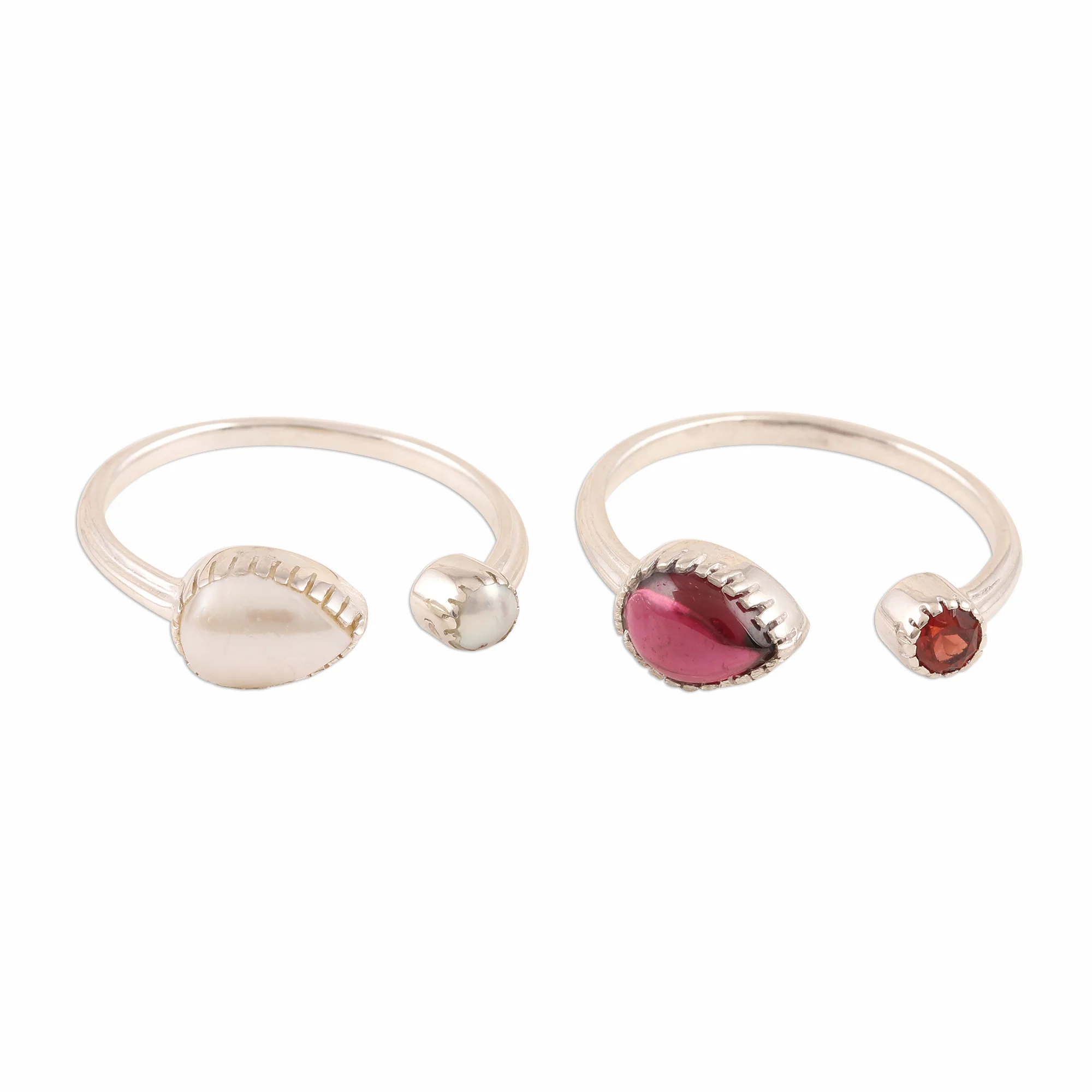 Stylish Flavor Garnet and Cultured Pearl Wrap Rings from India (Pair) - Image 2