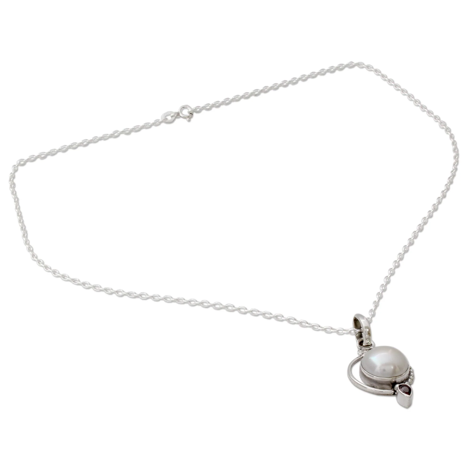 Sublime Romance Leaf Theme Silver and Cultured Pearl Necklace with Garnet - Image 2
