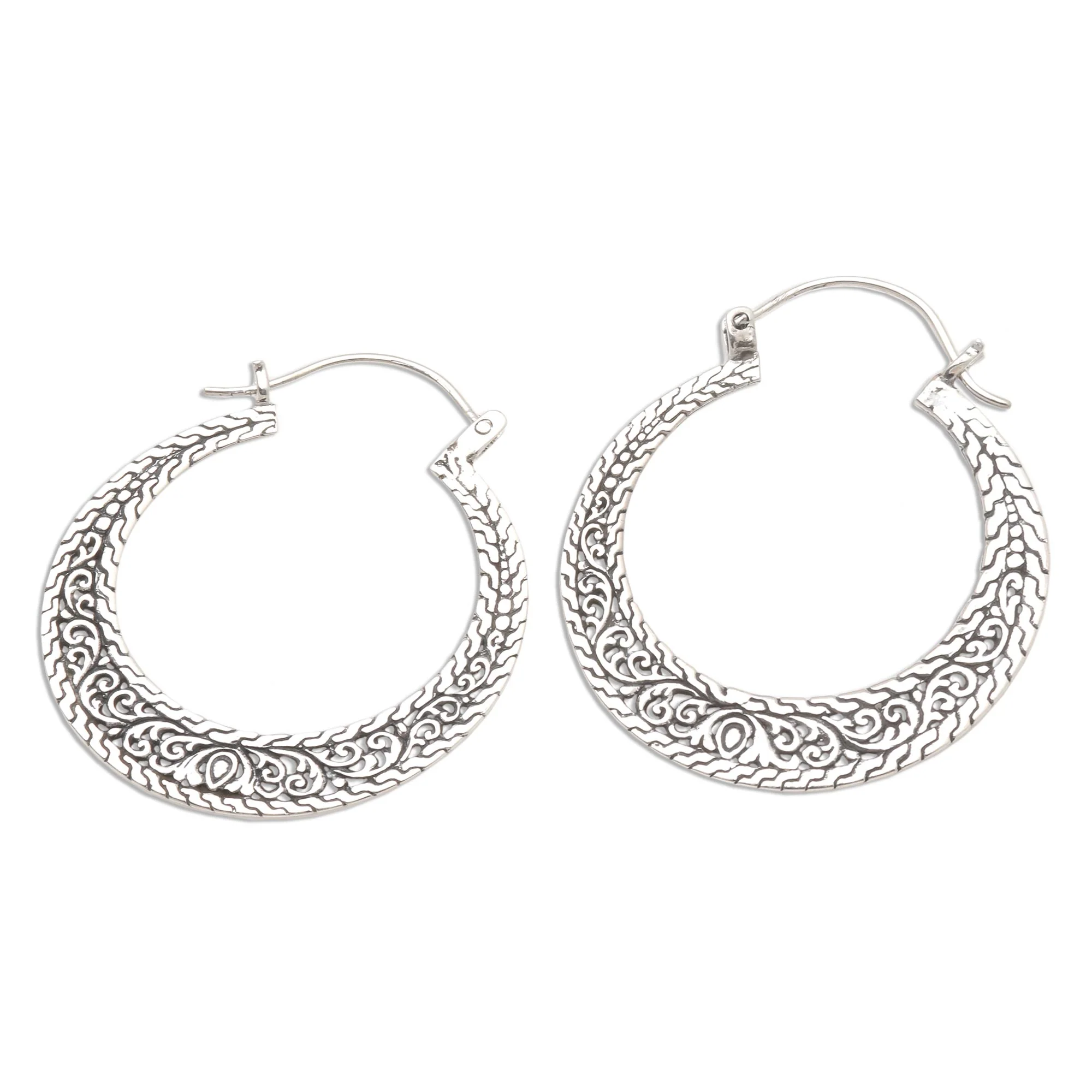 Sukawati Circles Sterling Silver Hoop Earrings from Bali - Image 4