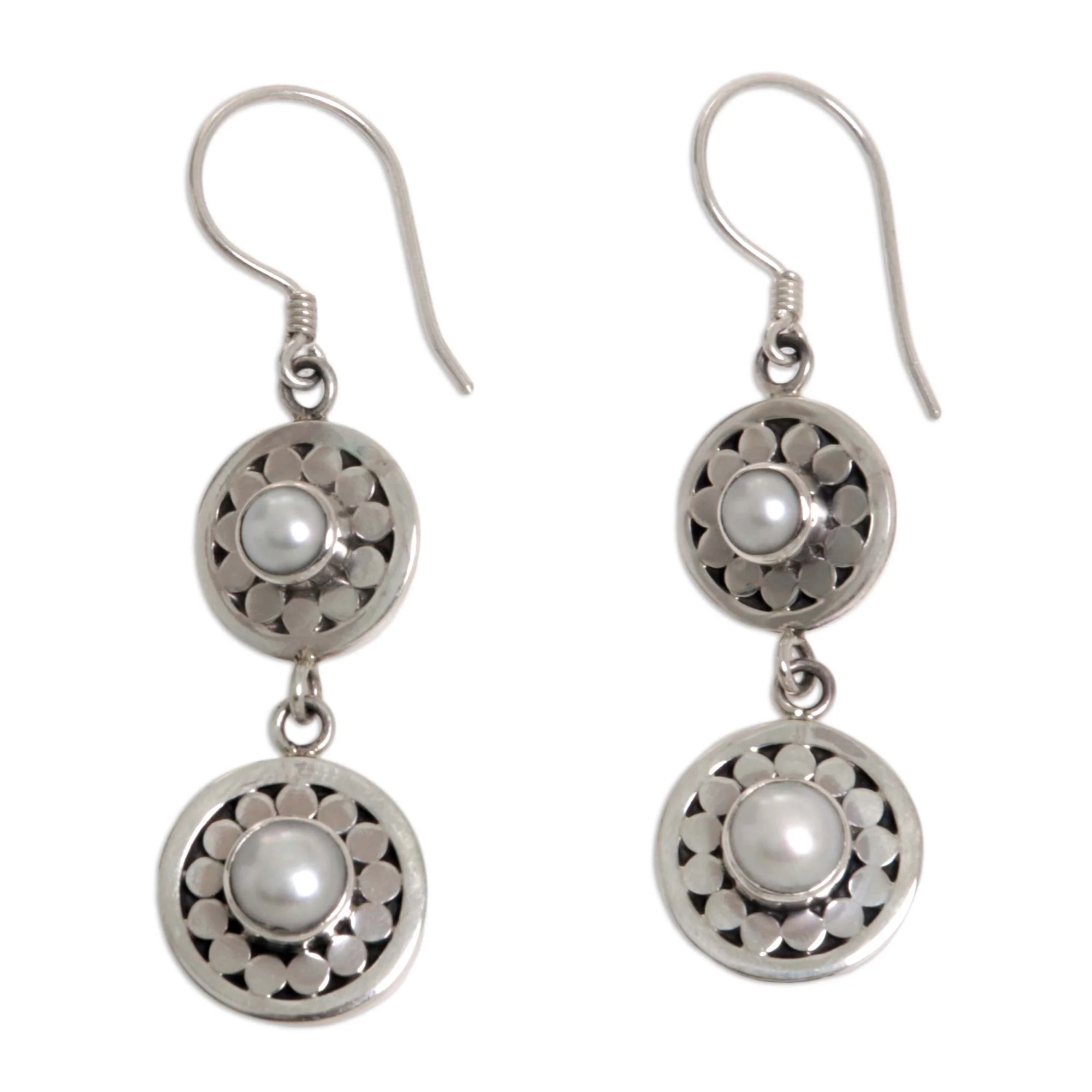 Sunny Days Pearl drop earrings - Image 2