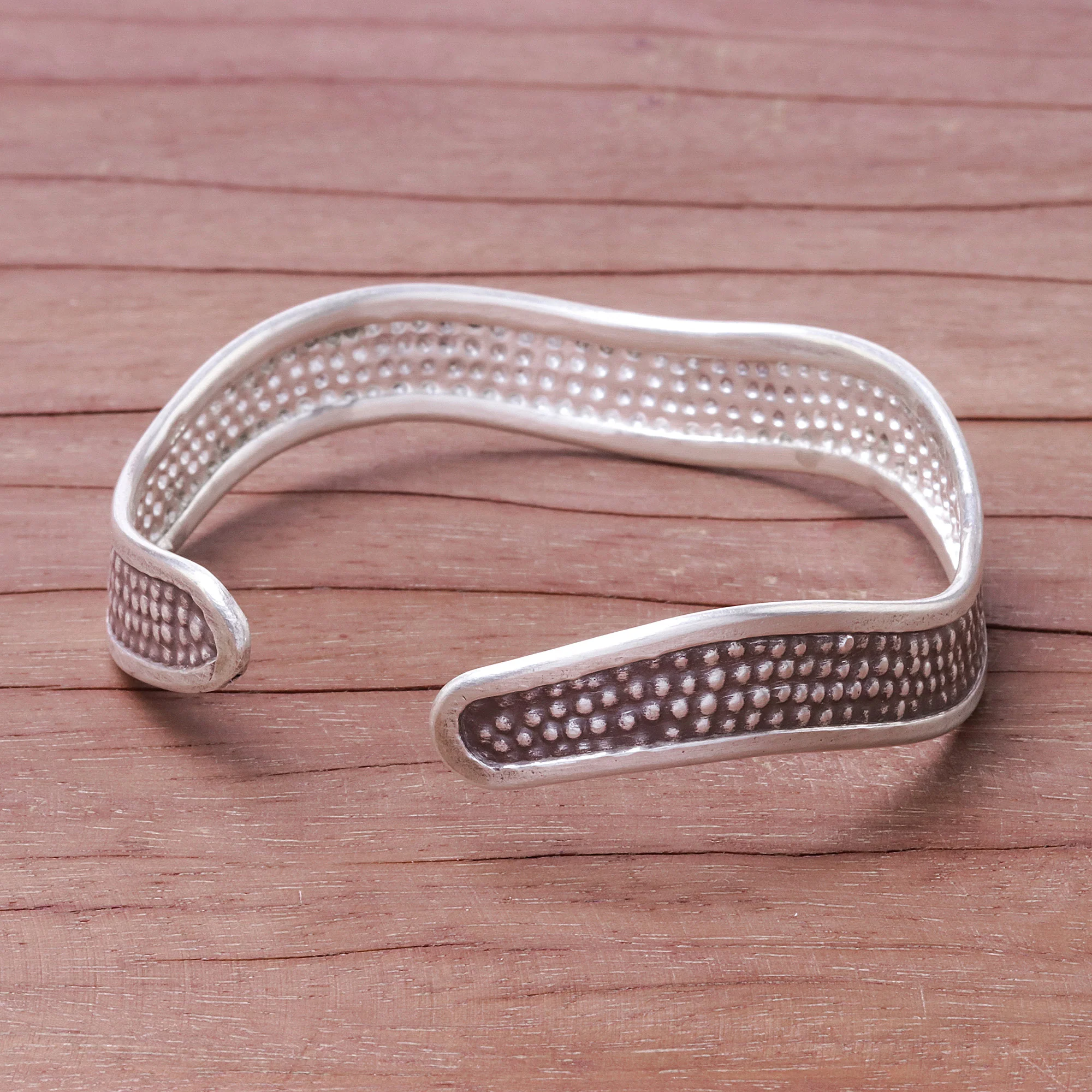 Texture Wave Handcrafted Karen Silver Textured Wave Cuff Bracelet - Image 4