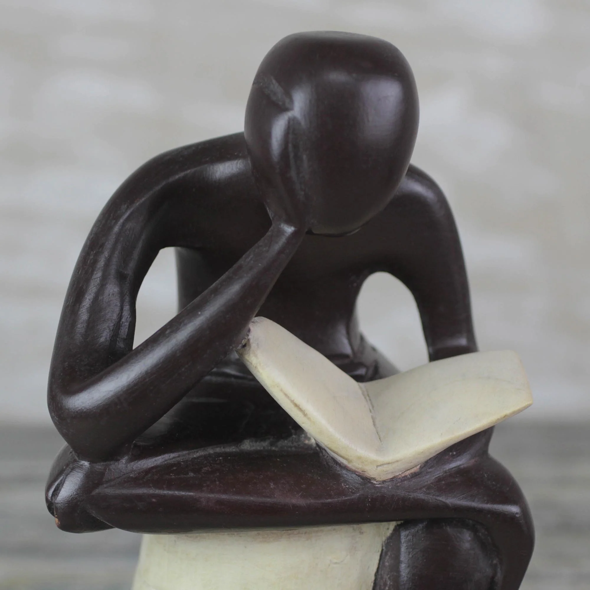 Thoughtful Reader Sese Wood Sculpture of a Reading Person from Ghana - Image 4
