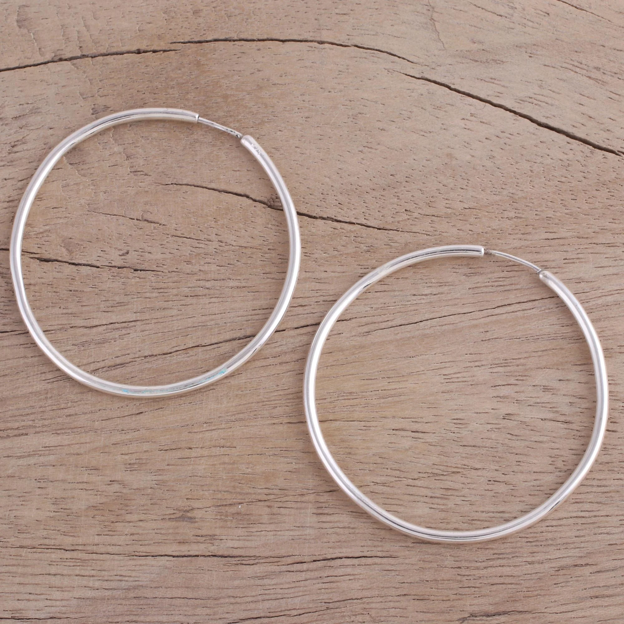 Timeless Charm Handcrafted Polished Sterling Silver Endless Hoop Earrings - Image 4