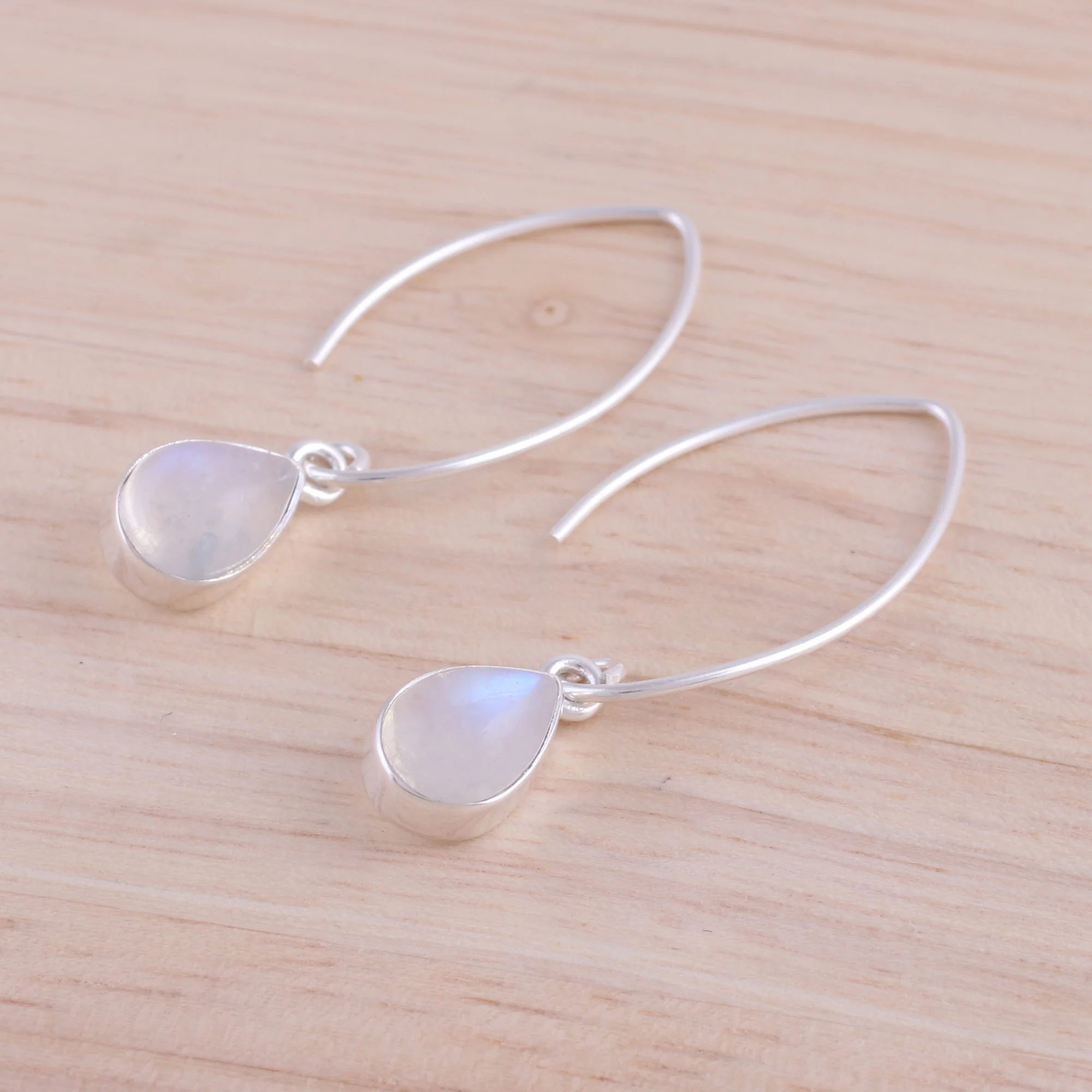 Trendy Luster Rainbow Moonstone Silver Earrings - Image 3