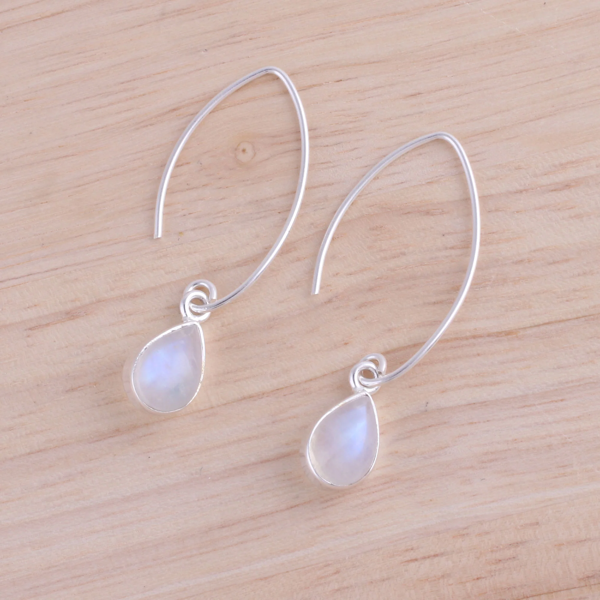 Trendy Luster Rainbow Moonstone Silver Earrings - Image 4