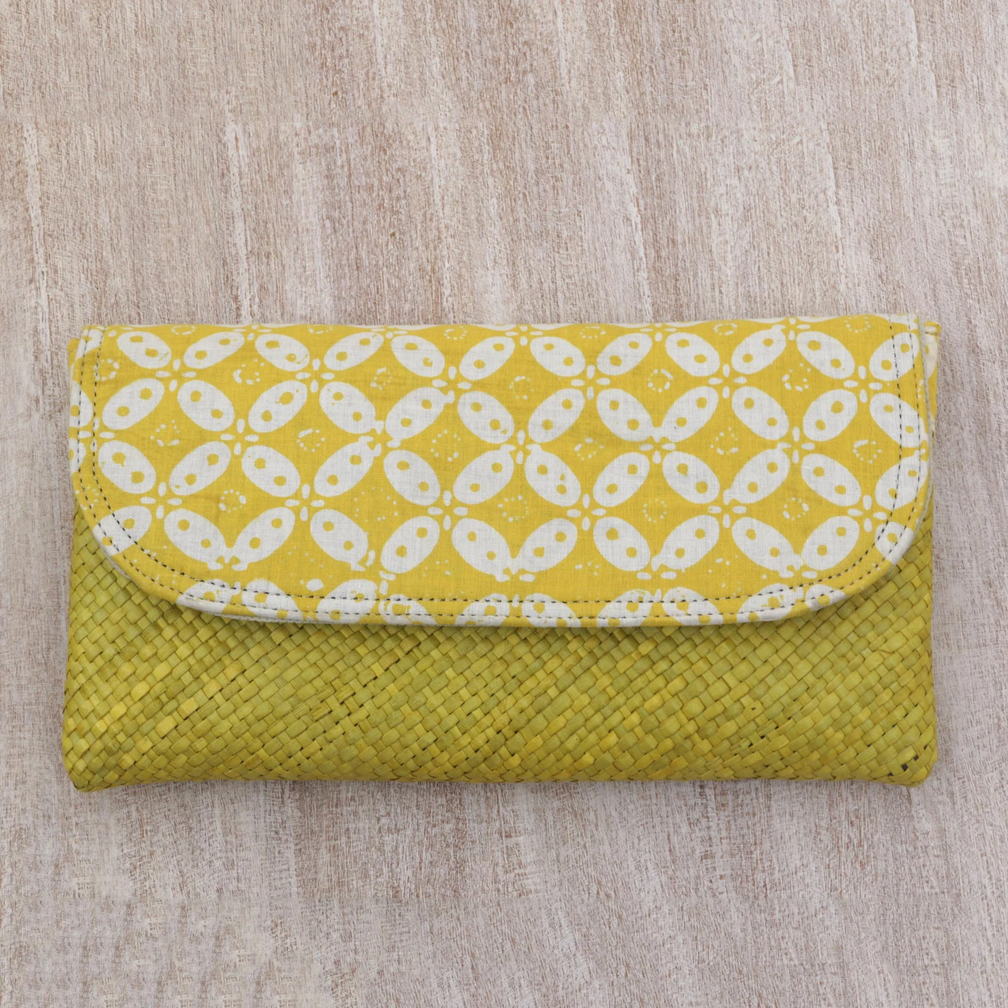 Truntum Dreams Hand Woven Lontar Leaf and Cotton Yellow Clutch Bag - Image 3