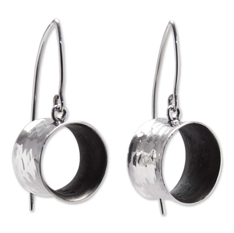 Urban Moon Handmade Modern Fine Silver Dangle Earrings - Image 2