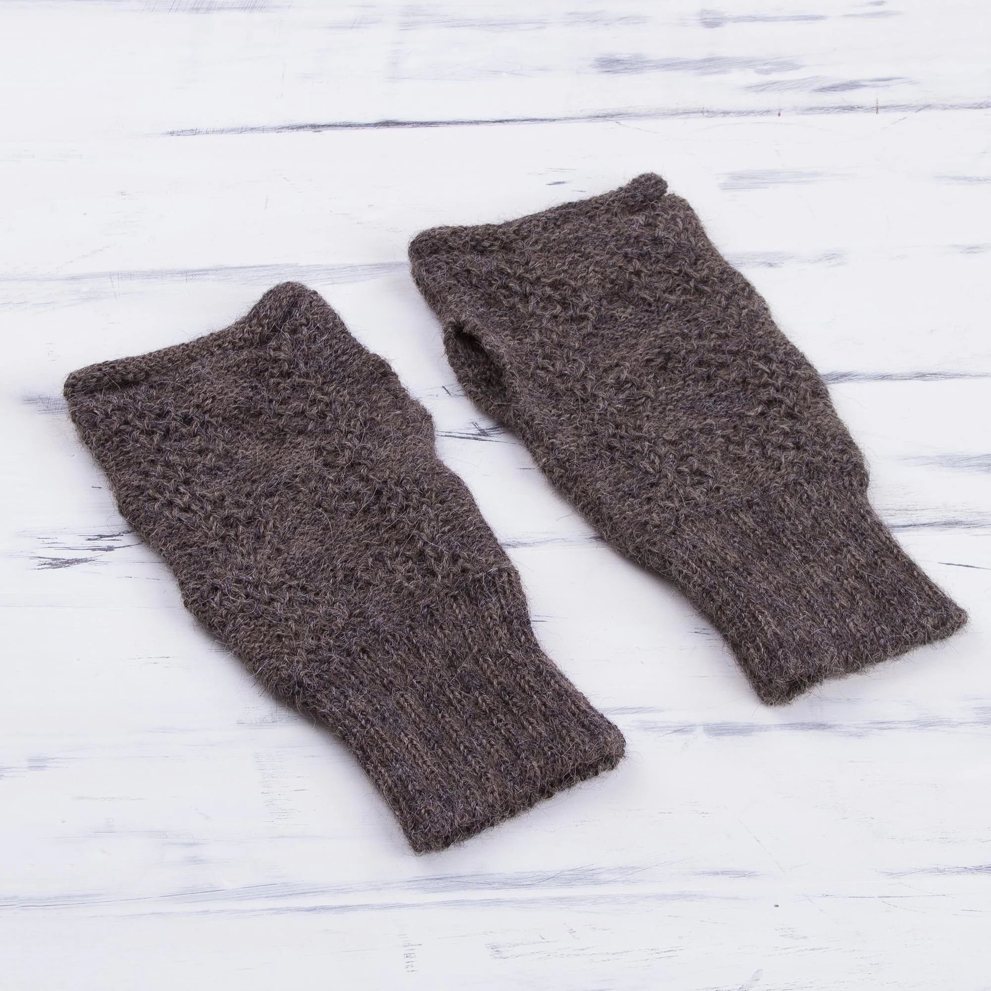 Urubamba Beauty in Graphite 100% Alpaca Fingerless Gloves in Graphite from Peru - Image 3