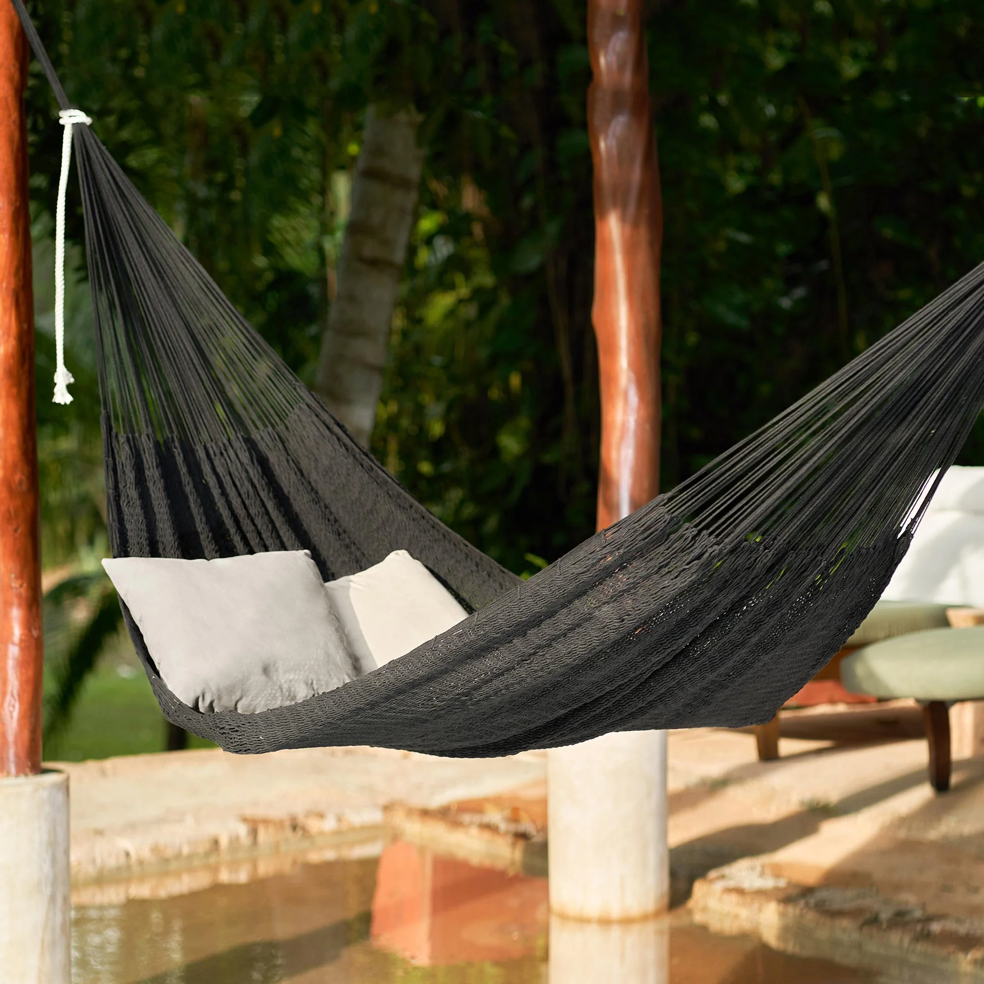 Uxmal Night Handmade Black Rope Hammock (Triple) - Image 3
