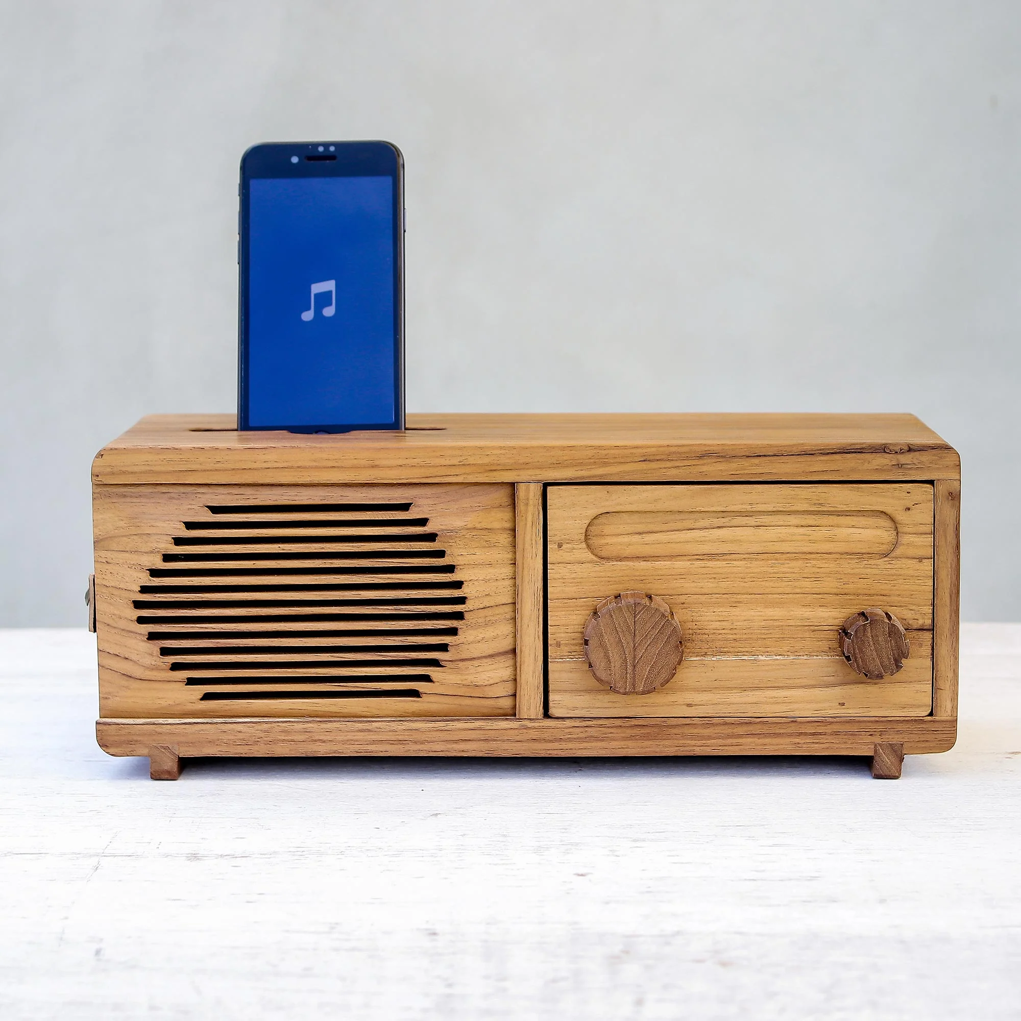 Vintage Radio Teak Wood Phone Speaker Shaped Like a Vintage Radio - Image 3