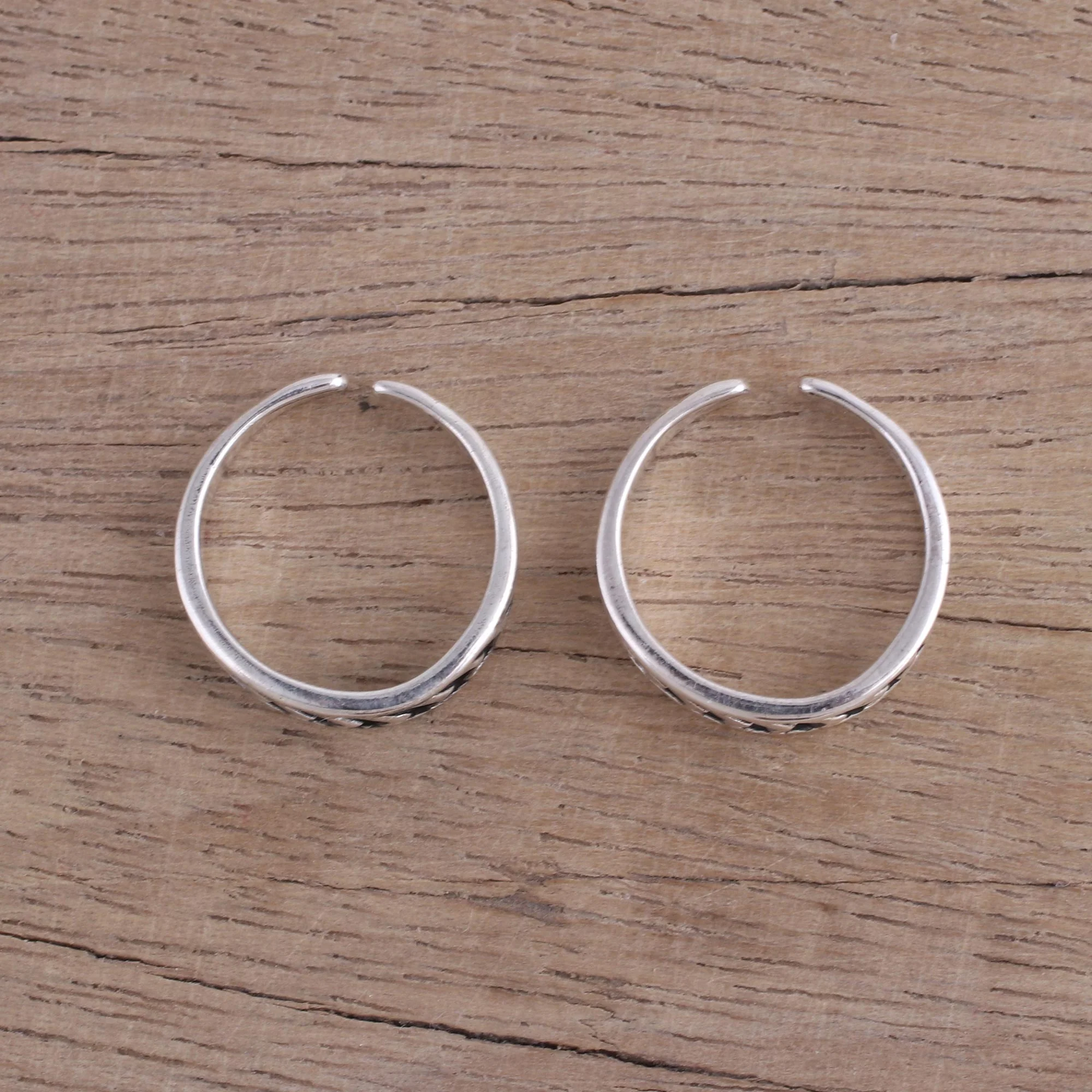 Way To Relaxation Pair of Sterling Silver Toe Rings from India - Image 3
