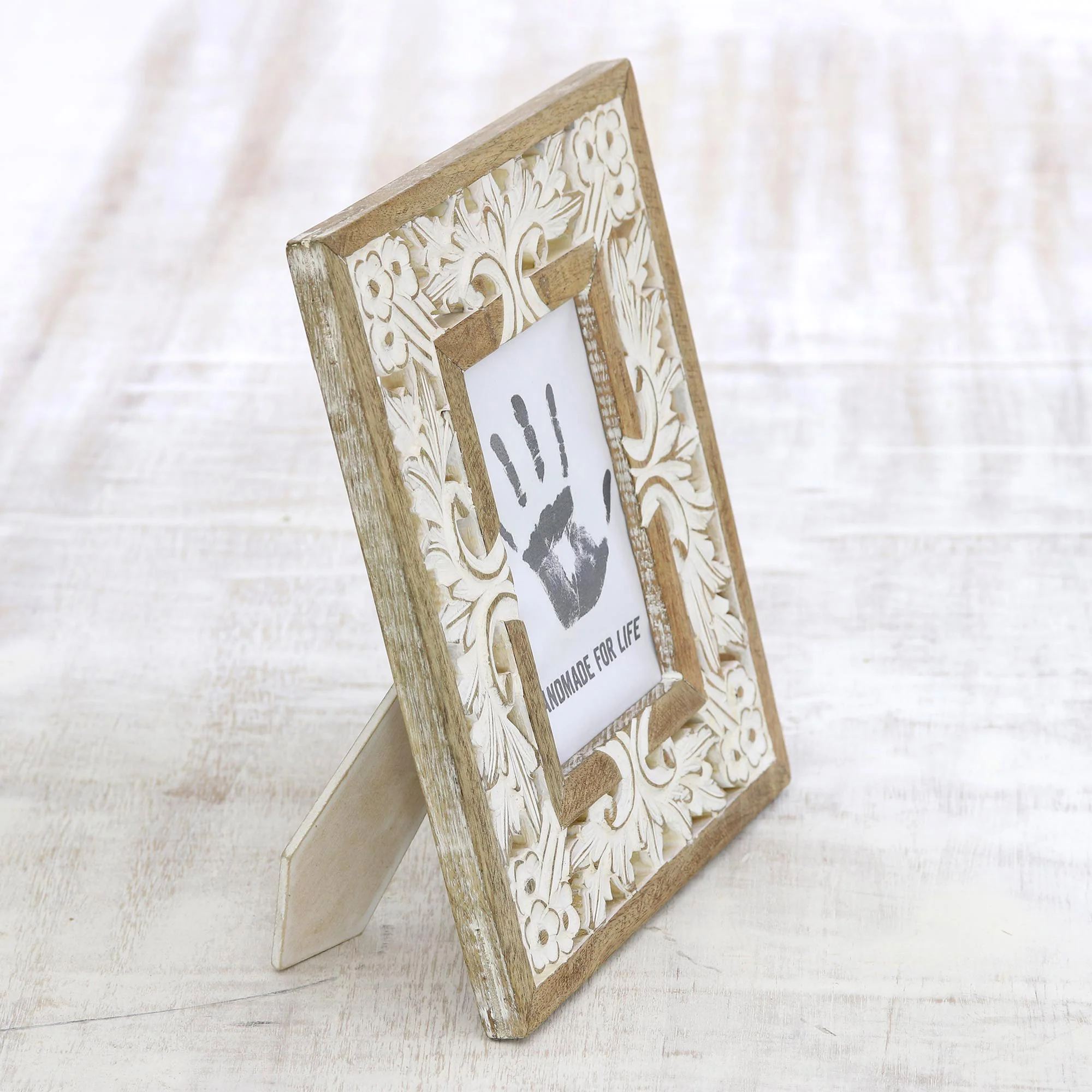 White Garden Mango Wood Photo Frame Crafted in India (4x6) - Image 3