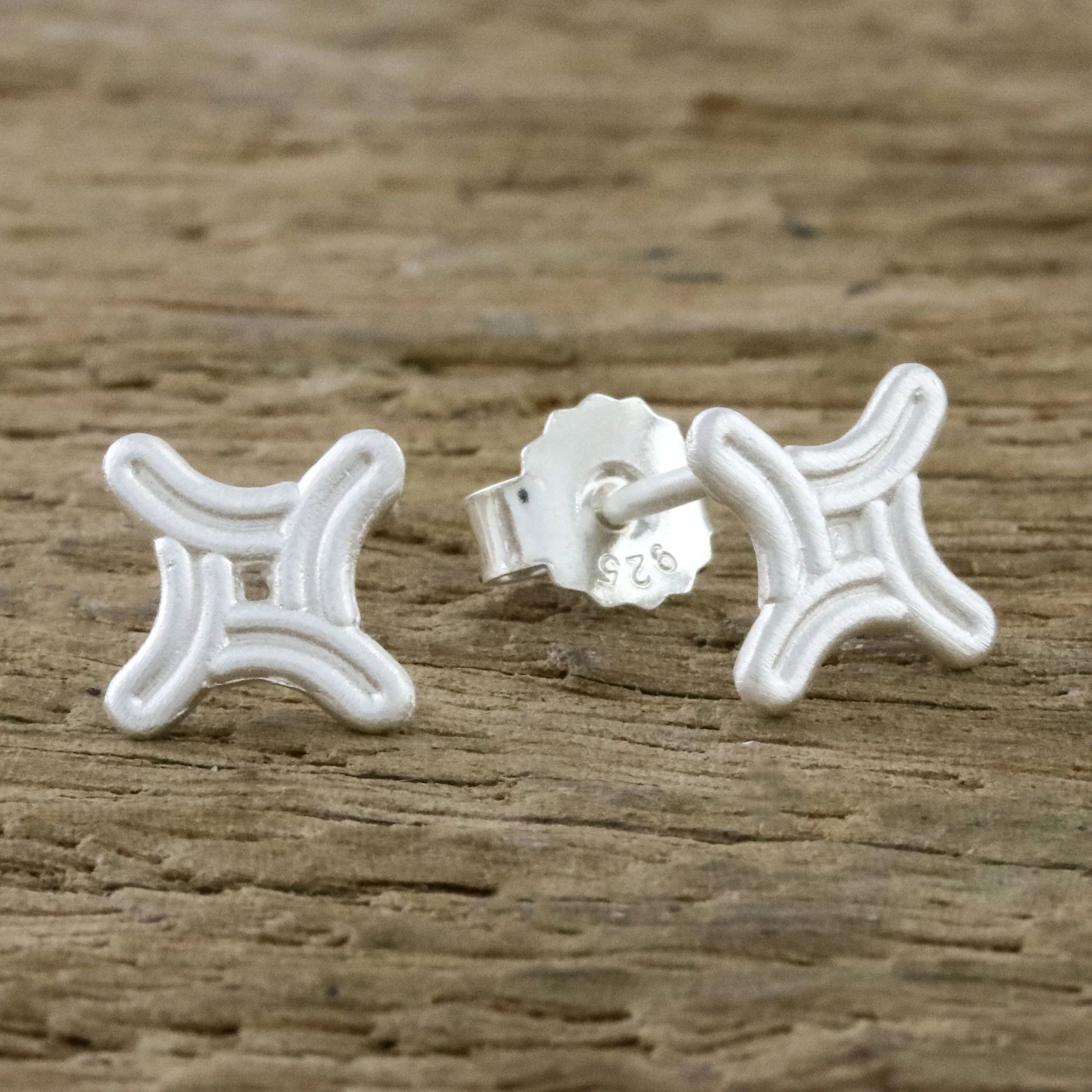 Winking Star Curved Four-Sided Star Sterling Silver Stud Earrings - Image 3